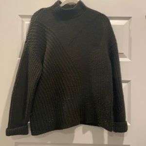 Prologue Medium sweater